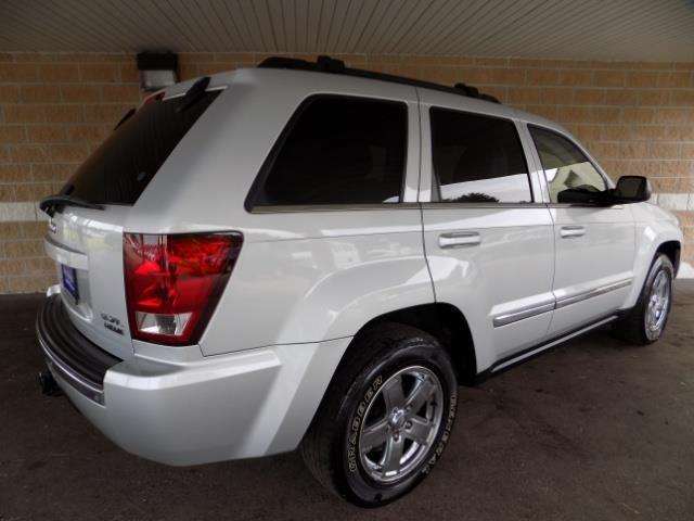 2006 Jeep Grand Cherokee Limited 4dr SUV 4WD w/ Front Side Airbags